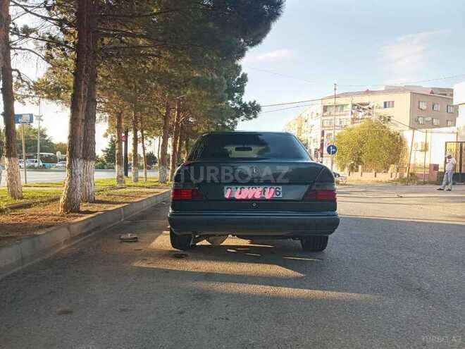 Mercedes E 230 1995, 214,233 km - 2.3 l - Sumqayıt