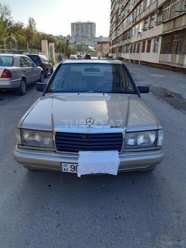 Mercedes 190 1990, 298,000 km - 1.8 l - Bakı