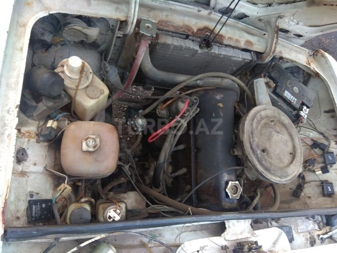 LADA (VAZ) 2106 1983, 83,000 km - 1.6 l - Ucar