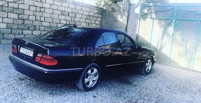 Mercedes E 230 1996, 355,000 km - 2.3 л - Bakı