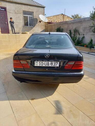 Mercedes E 230 1996, 355,000 km - 2.3 л - Bakı