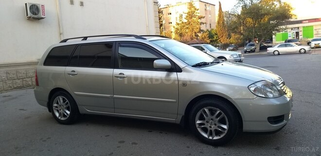 Toyota Corolla 2005, 228,900 km - 1.4 л - Bakı