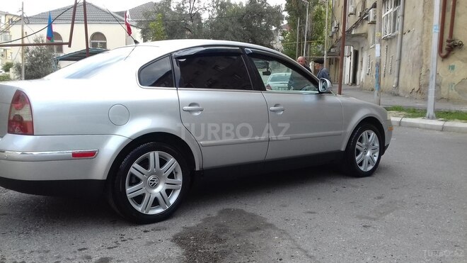Volkswagen Passat 2004, 295,000 km - 1.8 l - Bakı