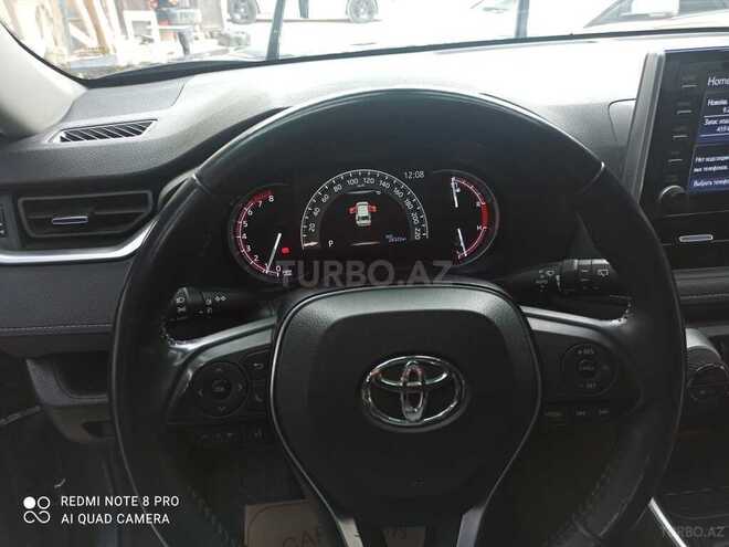 Toyota RAV4 2019, 28,000 km - 2.0 л - Bakı
