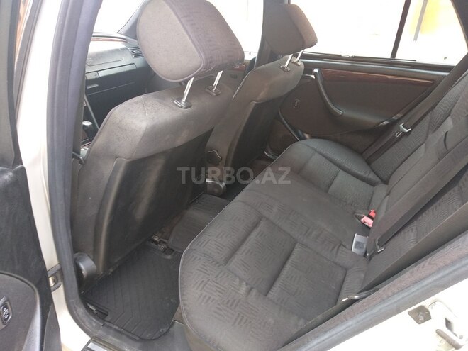Mercedes C 180 1999, 388,000 km - 1.8 л - Bakı