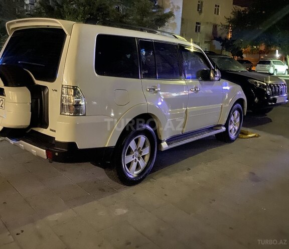 Mitsubishi Pajero 2008, 152,300 km - 3.0 l - Bakı