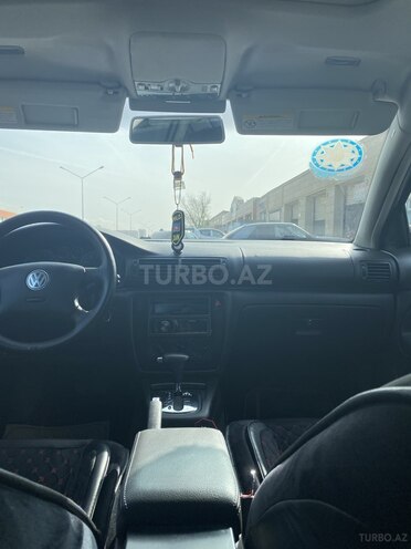 Volkswagen Passat 2004, 261,430 km - 1.8 l - Sumqayıt