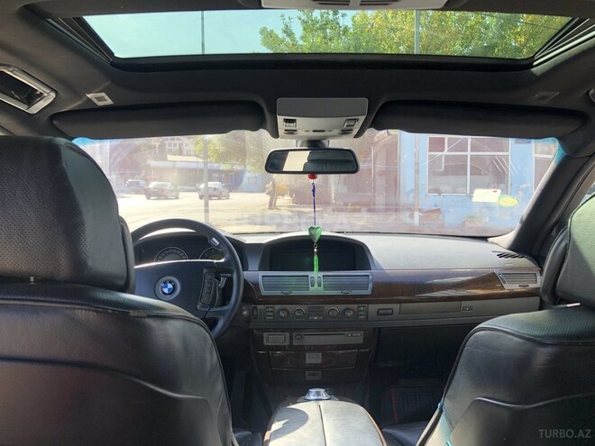 BMW 745 2002, 272,000 km - 3.5 л - Bakı