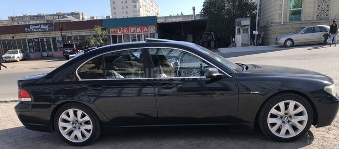 BMW 745 2002, 272,000 km - 3.5 л - Bakı