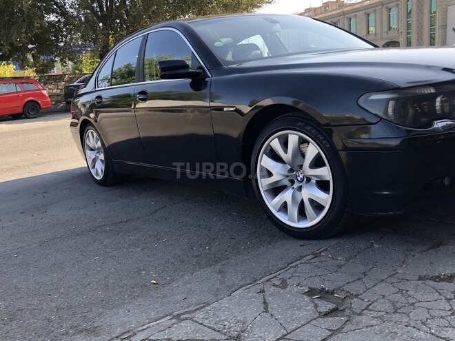 BMW 745 2002, 272,000 km - 3.5 л - Bakı