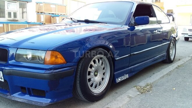 BMW 320 1993, 352,300 km - 2.0 л - Bakı