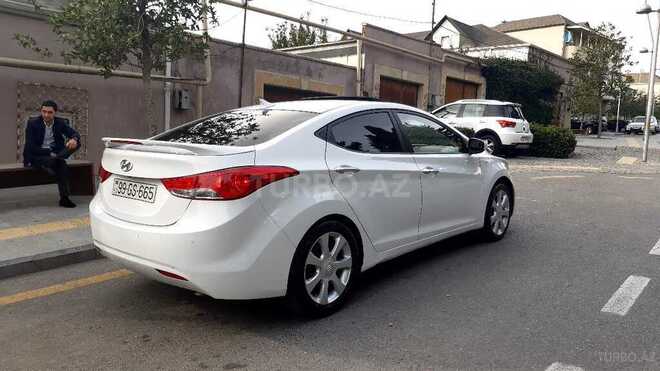 Hyundai Elantra 2010, 211,000 km - 1.6 l - Bakı