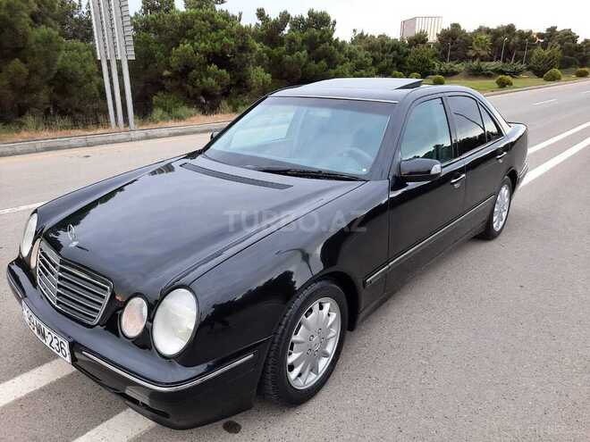 Mercedes E 240 1999, 176,000 km - 2.4 l - Bakı
