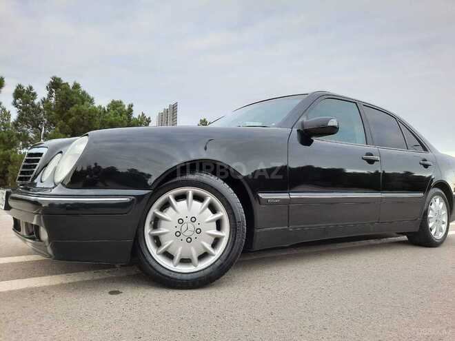 Mercedes E 240 1999, 176,000 km - 2.4 l - Bakı