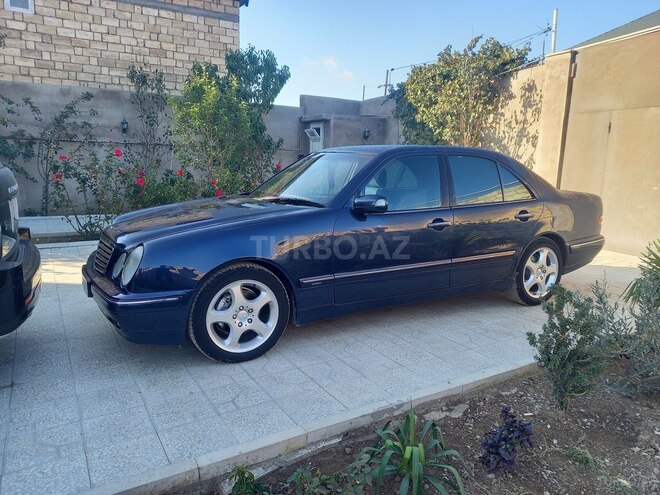 Mercedes E 240 2000, 345,000 km - 2.4 л - Bakı