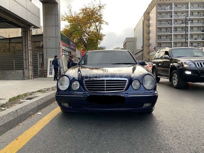 Mercedes E 240 2000, 345,000 km - 2.4 л - Bakı