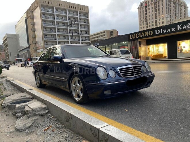 Mercedes E 240 2000, 345,000 km - 2.4 л - Bakı