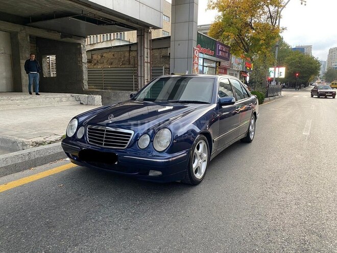 Mercedes E 240 2000, 345,000 km - 2.4 л - Bakı