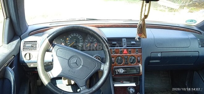 Mercedes C 180 1996, 331,791 km - 1.8 l - Zaqatala