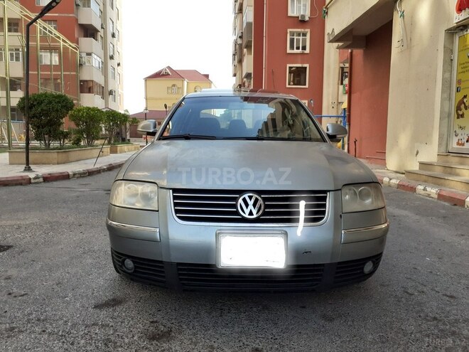 Volkswagen Passat 2004, 335,000 km - 1.8 l - Bakı