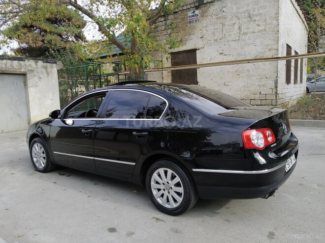 Volkswagen Passat 2009, 299,500 km - 1.8 л - Bakı