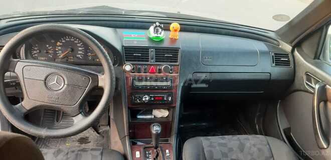 Mercedes C 220 1999, 350,000 km - 2.2 л - Sumqayıt