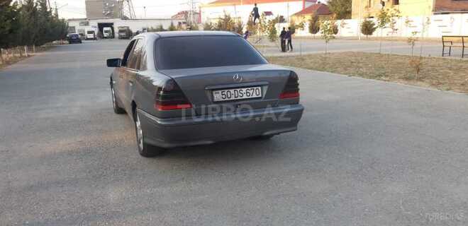 Mercedes C 220 1999, 350,000 km - 2.2 л - Sumqayıt