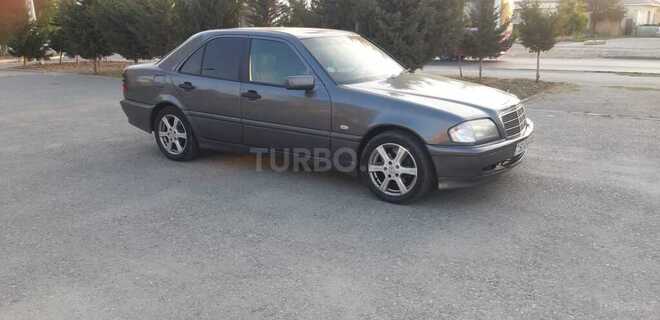 Mercedes C 220 1999, 350,000 km - 2.2 л - Sumqayıt