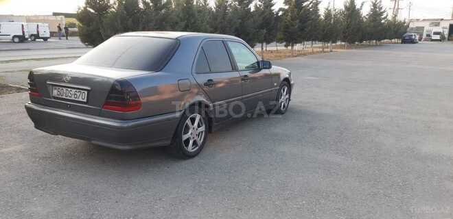 Mercedes C 220 1999, 350,000 km - 2.2 л - Sumqayıt