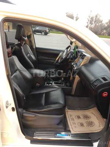 Toyota Prado 2011, 198,000 km - 2.7 l - Bakı