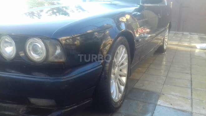 BMW 520 1994, 273,000 km - 2.0 л - Bakı