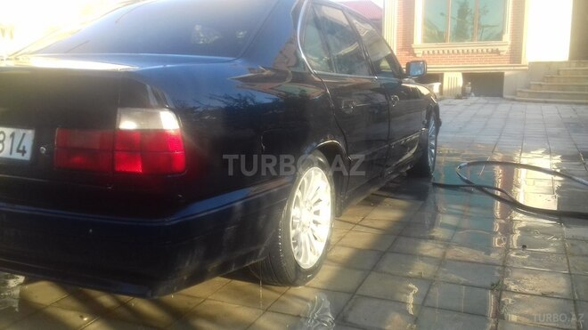 BMW 520 1994, 273,000 km - 2.0 л - Bakı