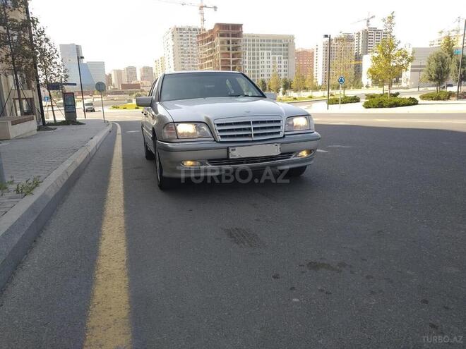 Mercedes C 200 1998, 299,500 km - 2.0 l - Bakı
