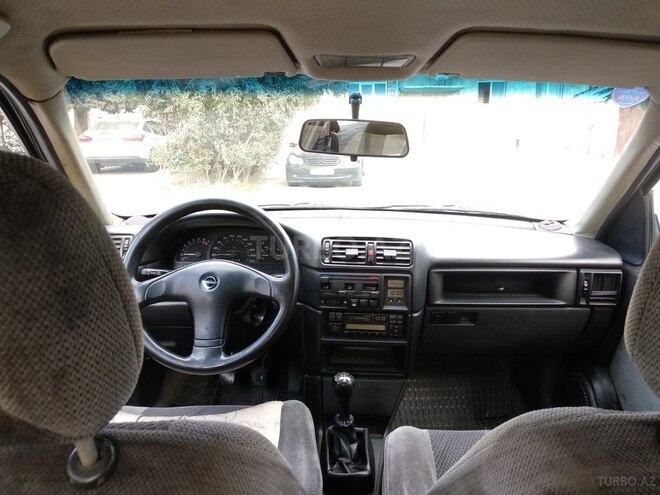 Opel Vectra 1994, 500,000 km - 1.6 l - Bakı