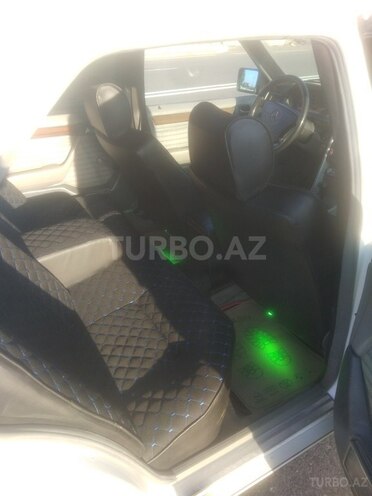 Mercedes E 230 1989, 677,900 km - 2.3 l - Qəbələ