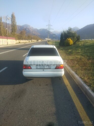 Mercedes E 230 1989, 677,900 km - 2.3 l - Qəbələ