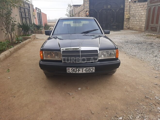 Mercedes E 200 1992, 295,462 km - 2.0 l - Bakı