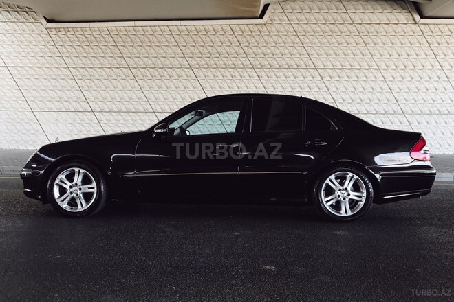 Mercedes E 220 2007, 214,000 km - 2.2 l - Bakı