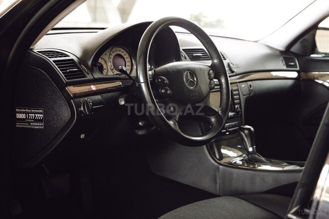 Mercedes E 220 2007, 214,000 km - 2.2 l - Bakı