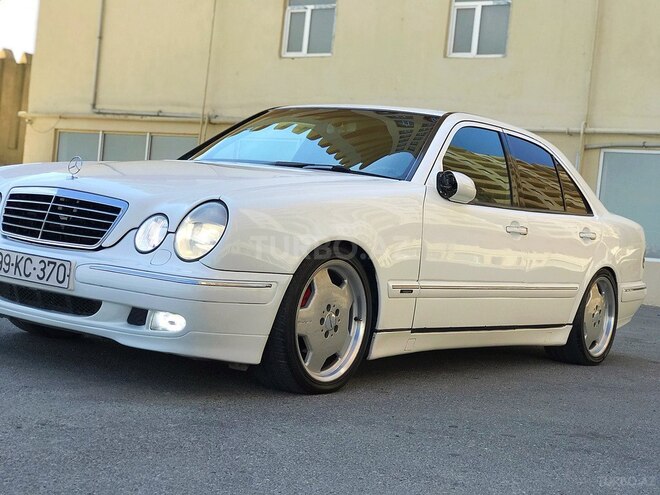 Mercedes E 240 2000, 318,012 km - 2.6 l - Bakı