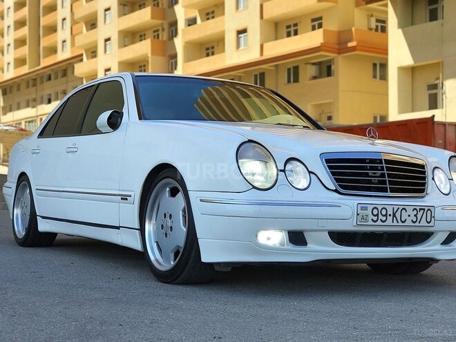 Mercedes E 240 2000, 318,012 km - 2.6 l - Bakı