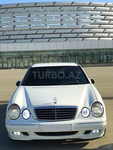 Mercedes E 240 2000, 318,012 km - 2.6 l - Bakı