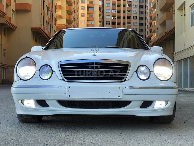 Mercedes E 240 2000, 318,012 km - 2.6 l - Bakı