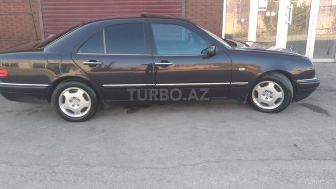 Mercedes E 230 1997, 330,915 km - 2.3 л - Quba