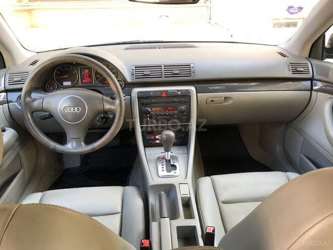 Audi A4 2003, 234,500 km - 1.8 l - Bakı