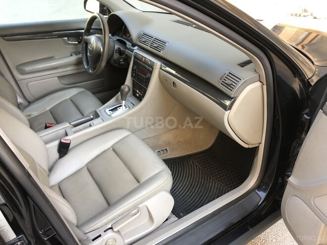 Audi A4 2003, 234,500 km - 1.8 l - Bakı