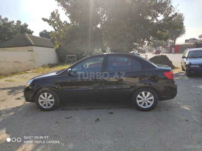 Kia Rio 2010, 100,000 km - 2.0 l - Bakı