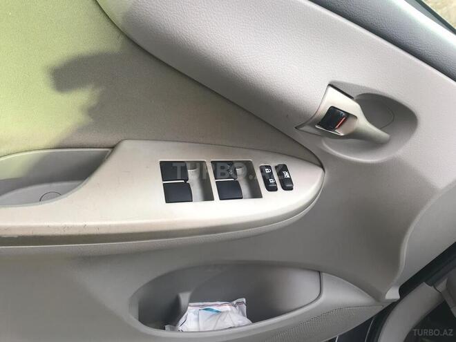 Toyota Corolla 2012, 124,000 km - 1.8 l - İsmayıllı