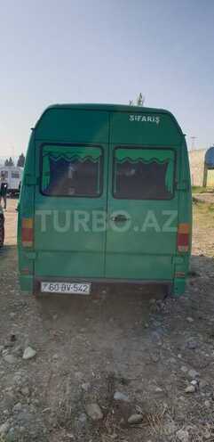 Mercedes 208 D 1995, 300,000 km - 2.9 l - Tovuz