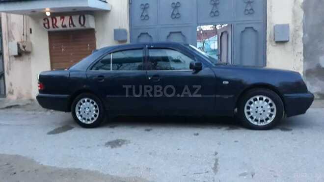 Mercedes E 230 1995, 510,000 km - 2.3 l - Bakı